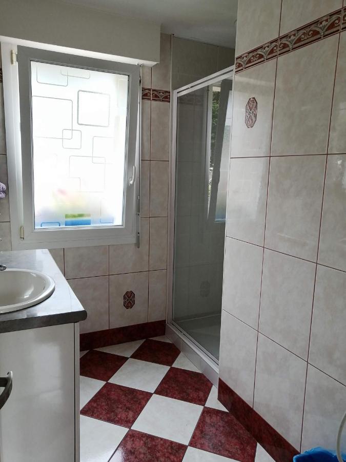 Ty Pempoul - Logement 2 Chambres - 100 M De La Plage Saint-Pol-de-Léon Екстериор снимка